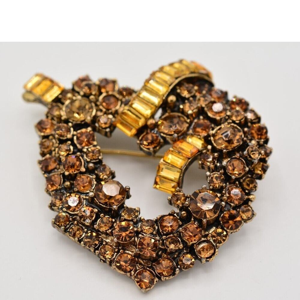Vintage Crystal Heart Pin Brooch Rhinestone Crystal Chocolate Baguette 80s Bin4